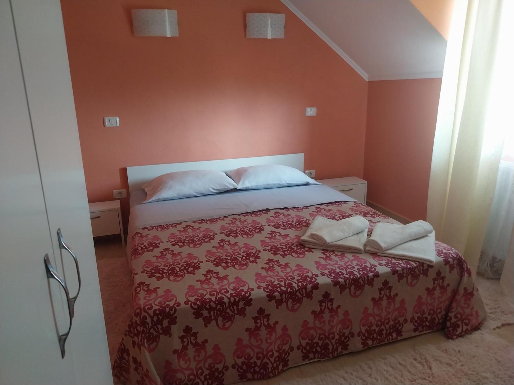 Serena House Cîrţişoara Bagian luar foto